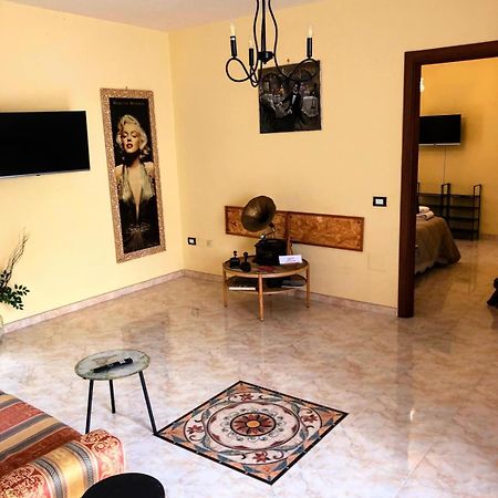 Di Padre In Figlio Bed & Breakfast Caserta Exterior photo